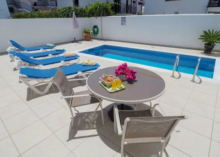 Paradise - Ambar